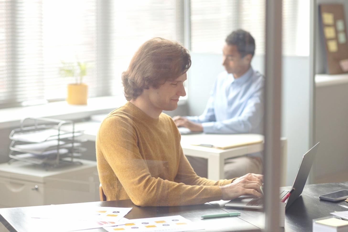Stratégies d'épargne et d'investissement adaptées